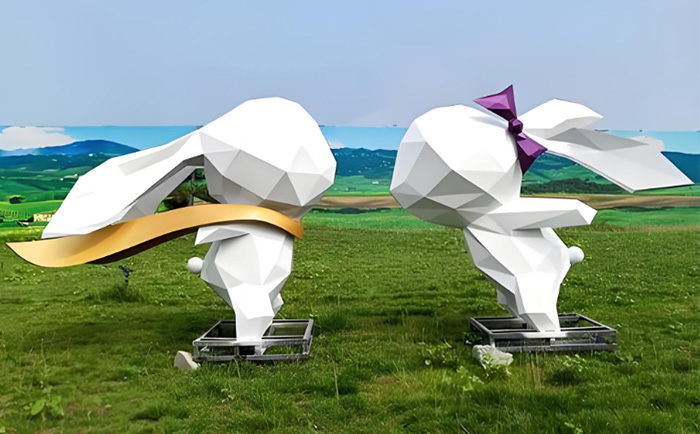 不銹鋼幾何動(dòng)物雕塑--以幾何為筆，重繪動(dòng)物的第二生命